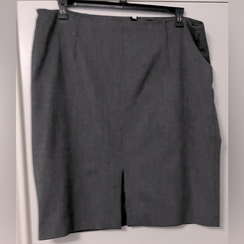 Knee length The Collection by Debanhams pencil skirt with slit - UK sz22 (US 18)